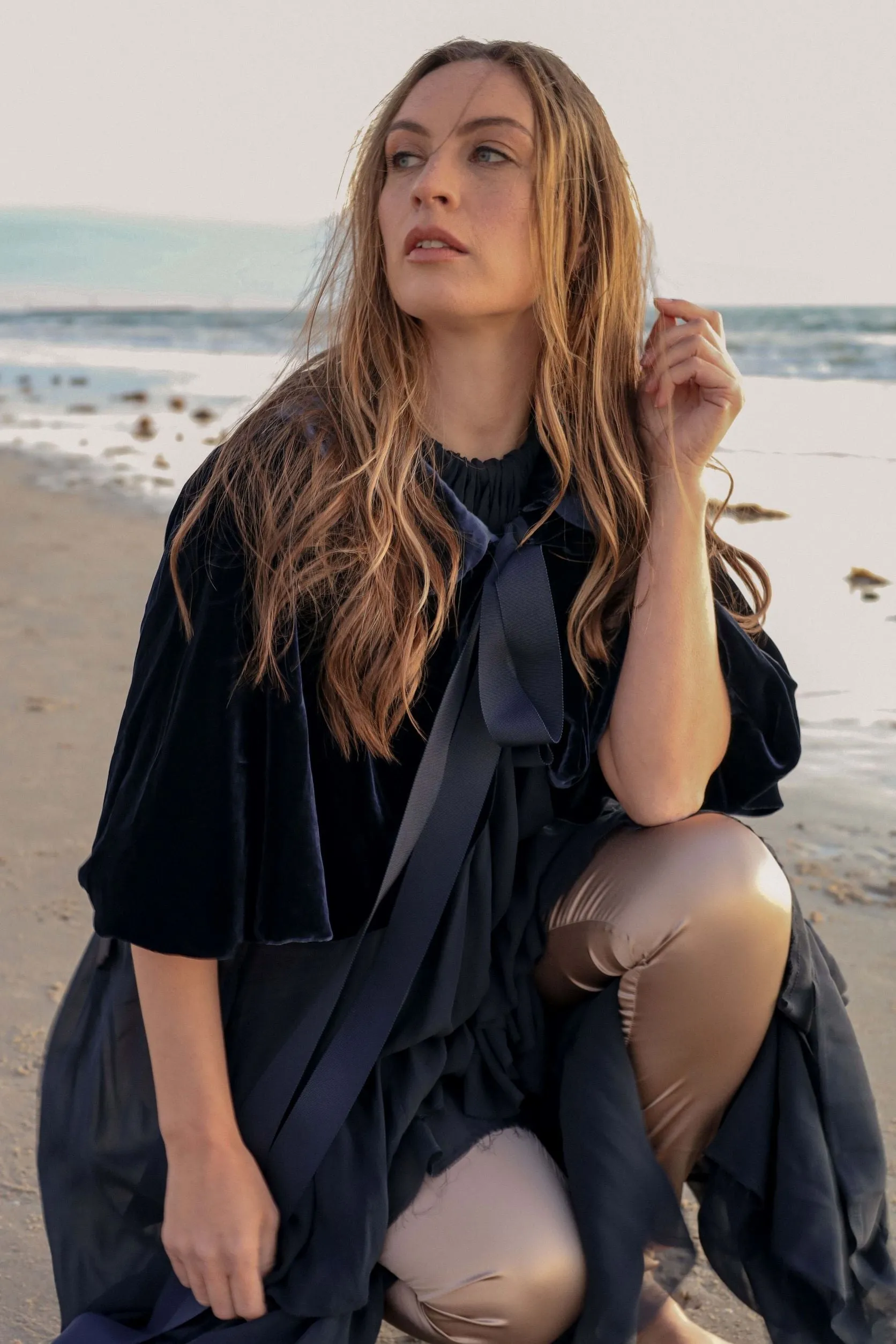 Silk velvet cocoon capelet - Old gold