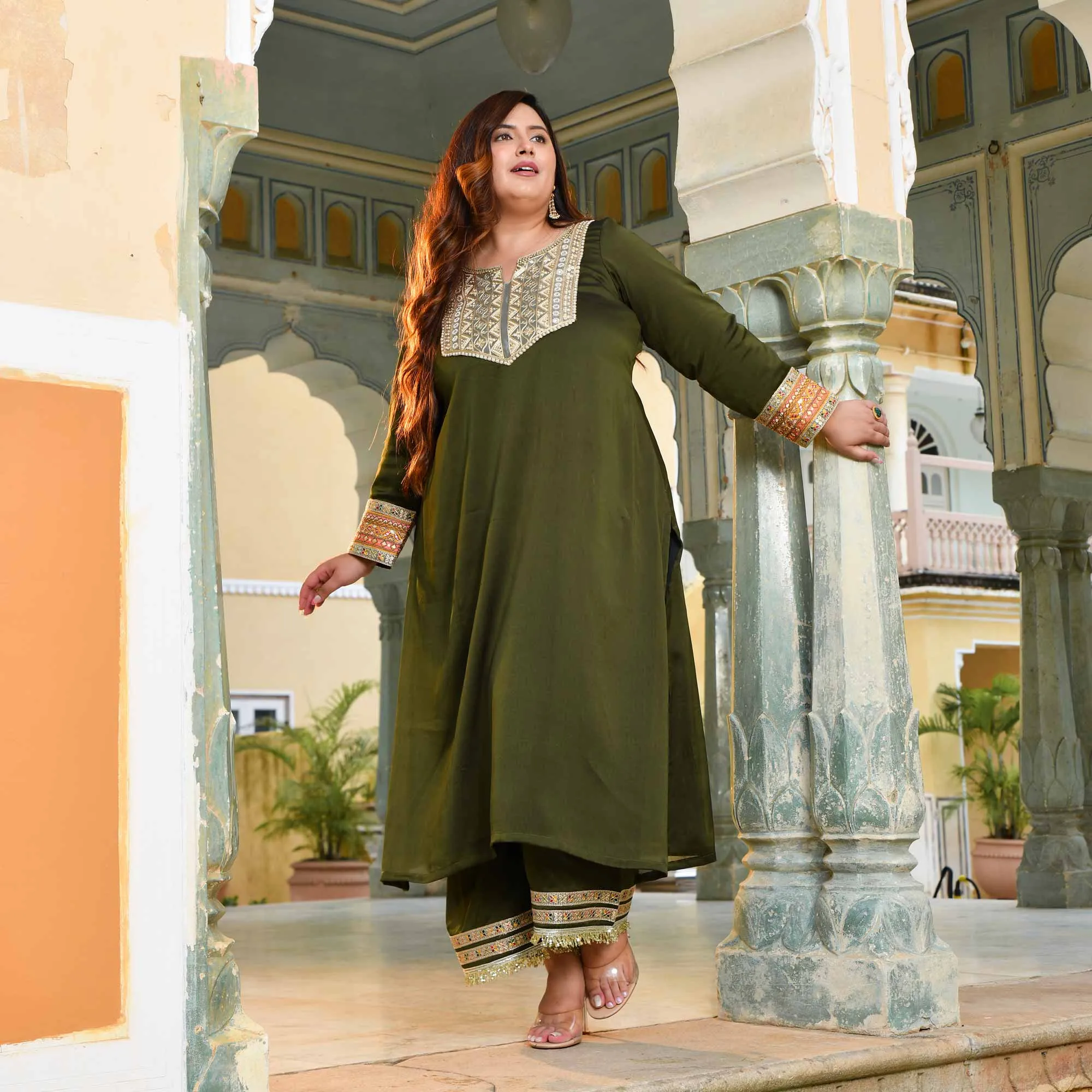 Sunheri Aabha- Mehendi Green Silk Chiffon Embroidered Suit Set